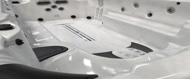 Cal Grip™ for hot tubs in Pert Hamboy